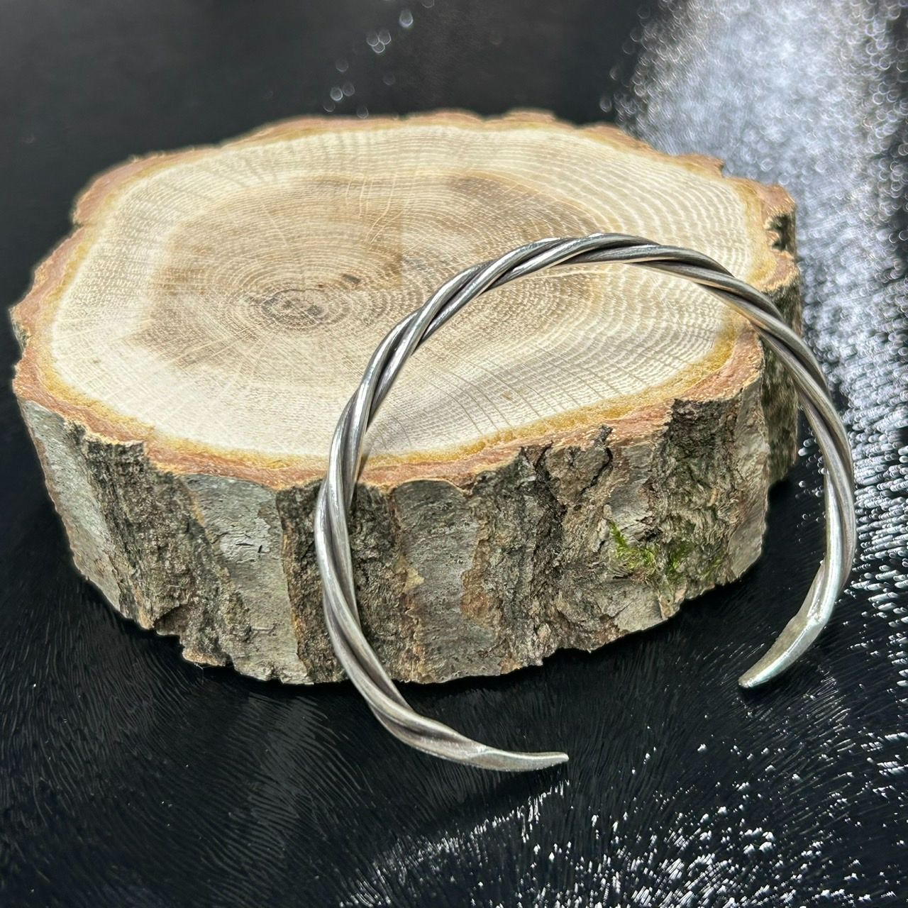 新品✨Karen Silver【ツイスト バングル】ユニセックス/ハンドメイド 新品未使用 KAREN SILVER カレンシルバー ツイストバングル ユニ