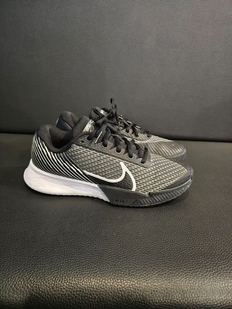 ナイキ ベイパープロ2 テニスシューズ