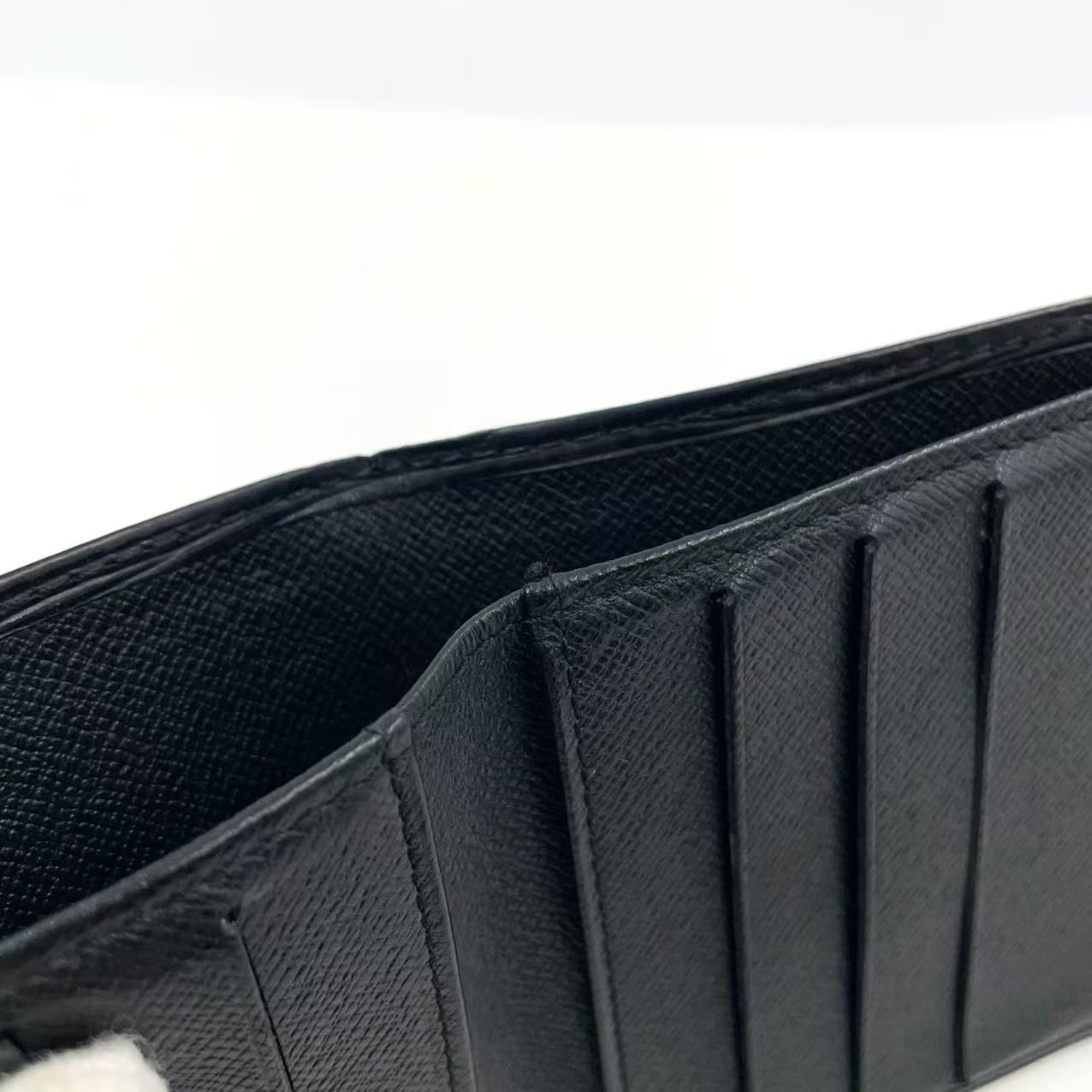 LOUIS VUITTON ポルト ビエ 6カルトクレディ エピ エピ ノワール