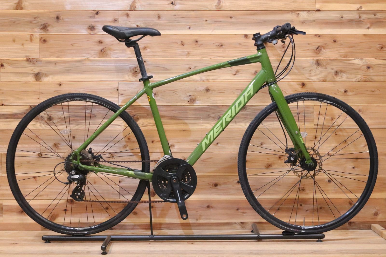 メリダ MERIDA クロスウェイ DISC シマノ ALTUS 3 8 S アルミ クロスバイク