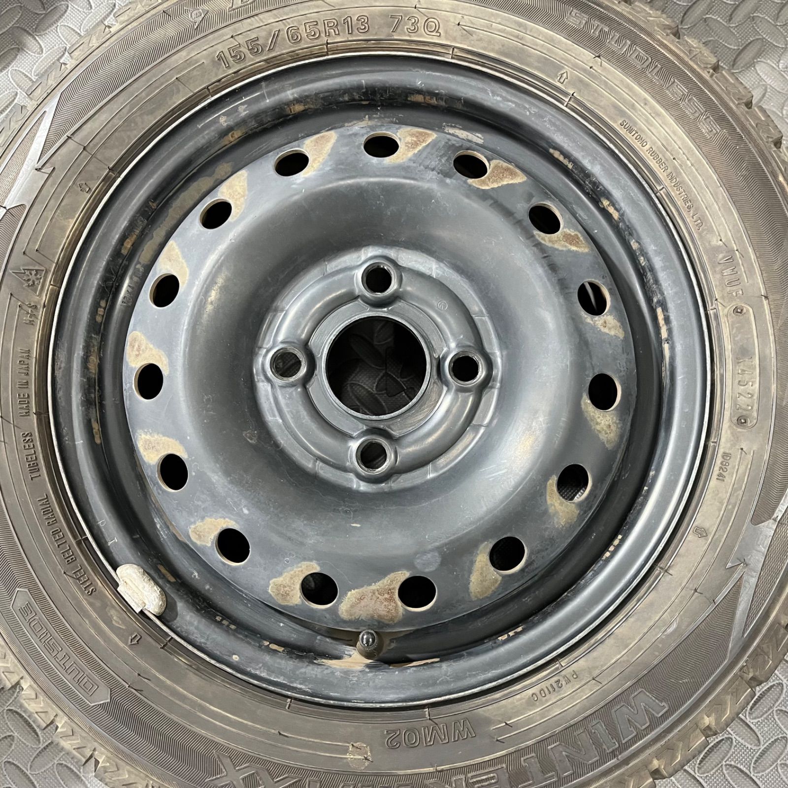 スタッドレスタイヤ 1257