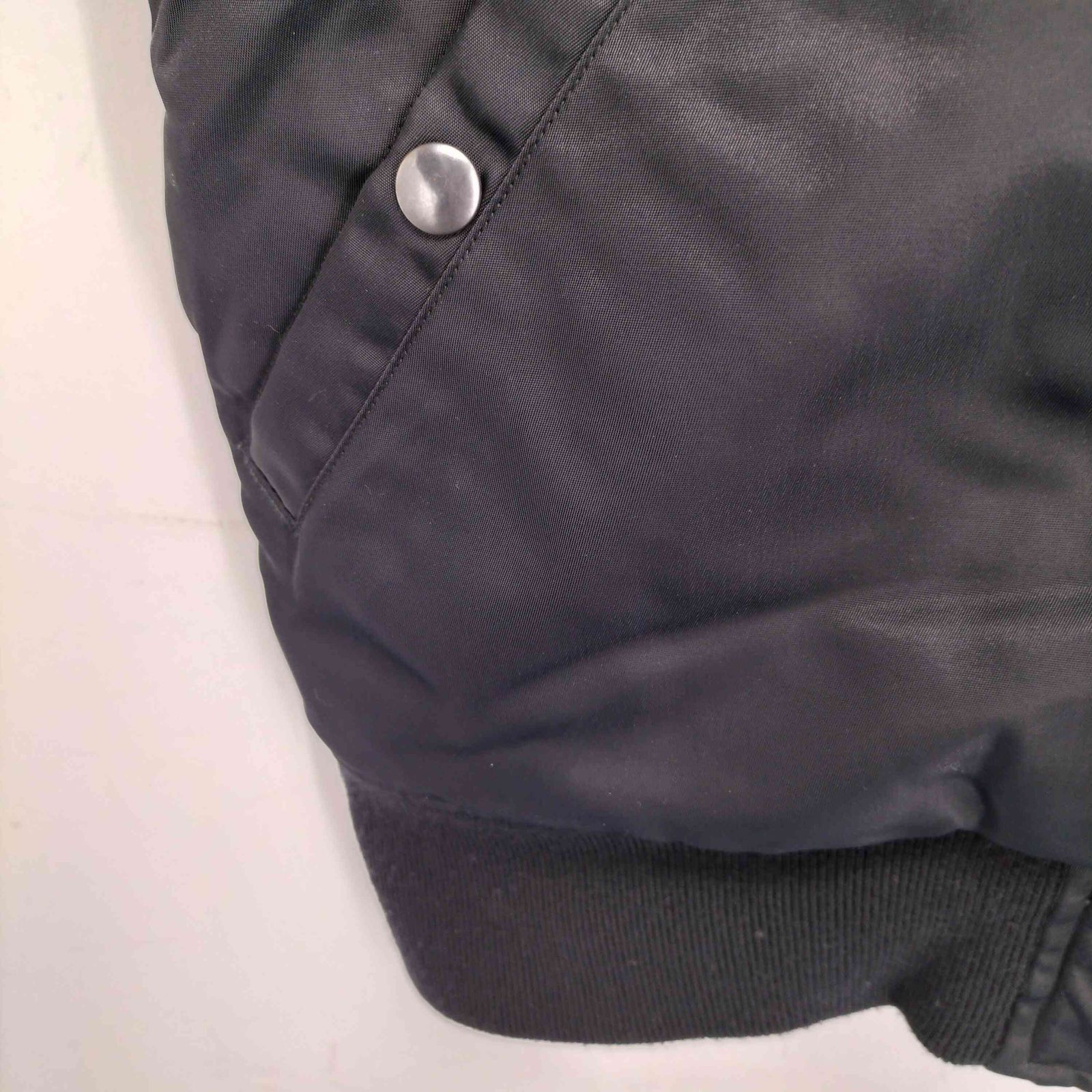 Delicious(デリシャス) MA-1 フライトジャケット メンズ JPN：L 【中古】【ブランド古着バズストア】 デリシャス Delicious MA-1 フライトジャケット メンズ JPN：L - メルカリ