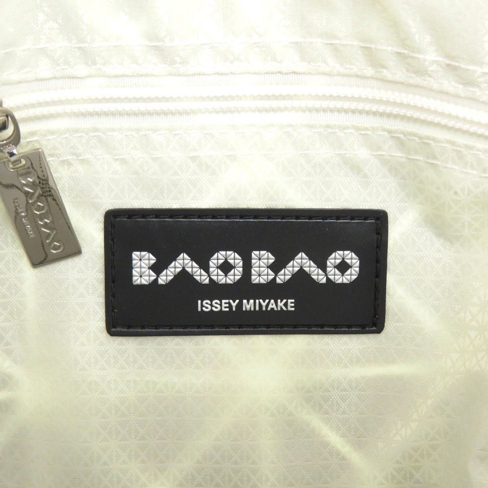 未使用 イッセイミヤケ BAOBAO バオバオ CARAT カラット BB51AG611