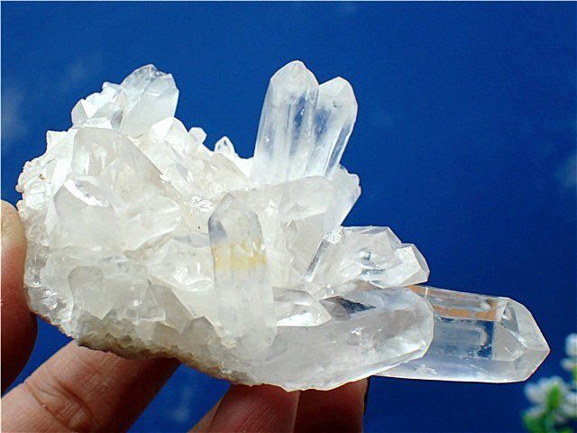 ◇超強いパワーヒマラヤ産天然水晶クラスターYT6B6/30B18B - メルカリ