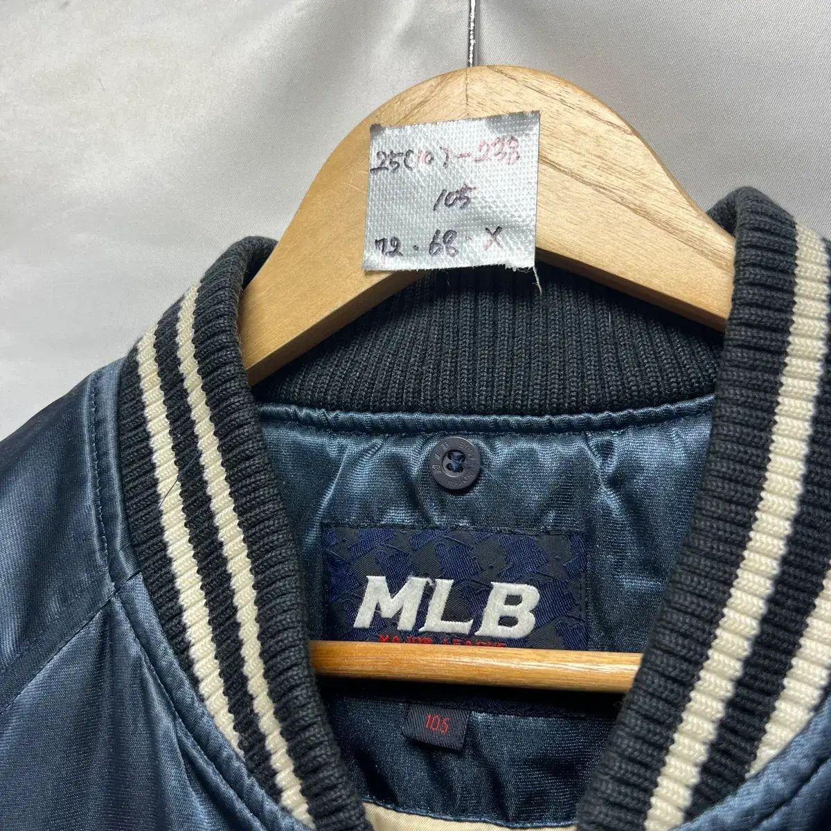 正規品/105 MLB ニューヨーク・ヤンキース ネイビー スタジャン - メルカリ