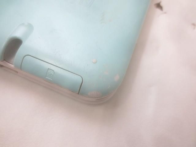 ホワイト 動作品