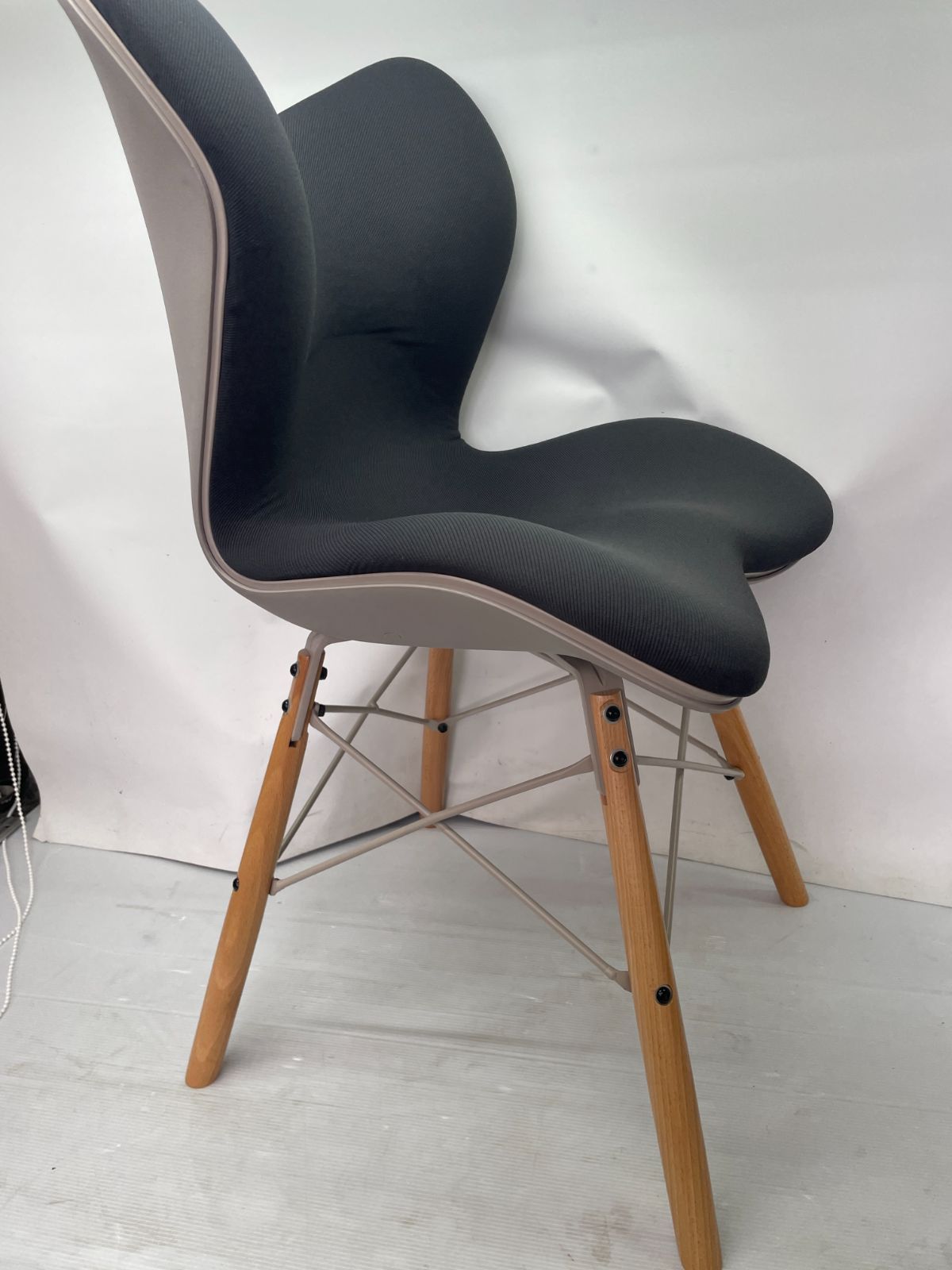  MTG Style Chair PM スタイルチェア ピーエム ブラック 11 c 71 骨盤 姿勢矯正クッション チェア 矯正用品 補助ベルト