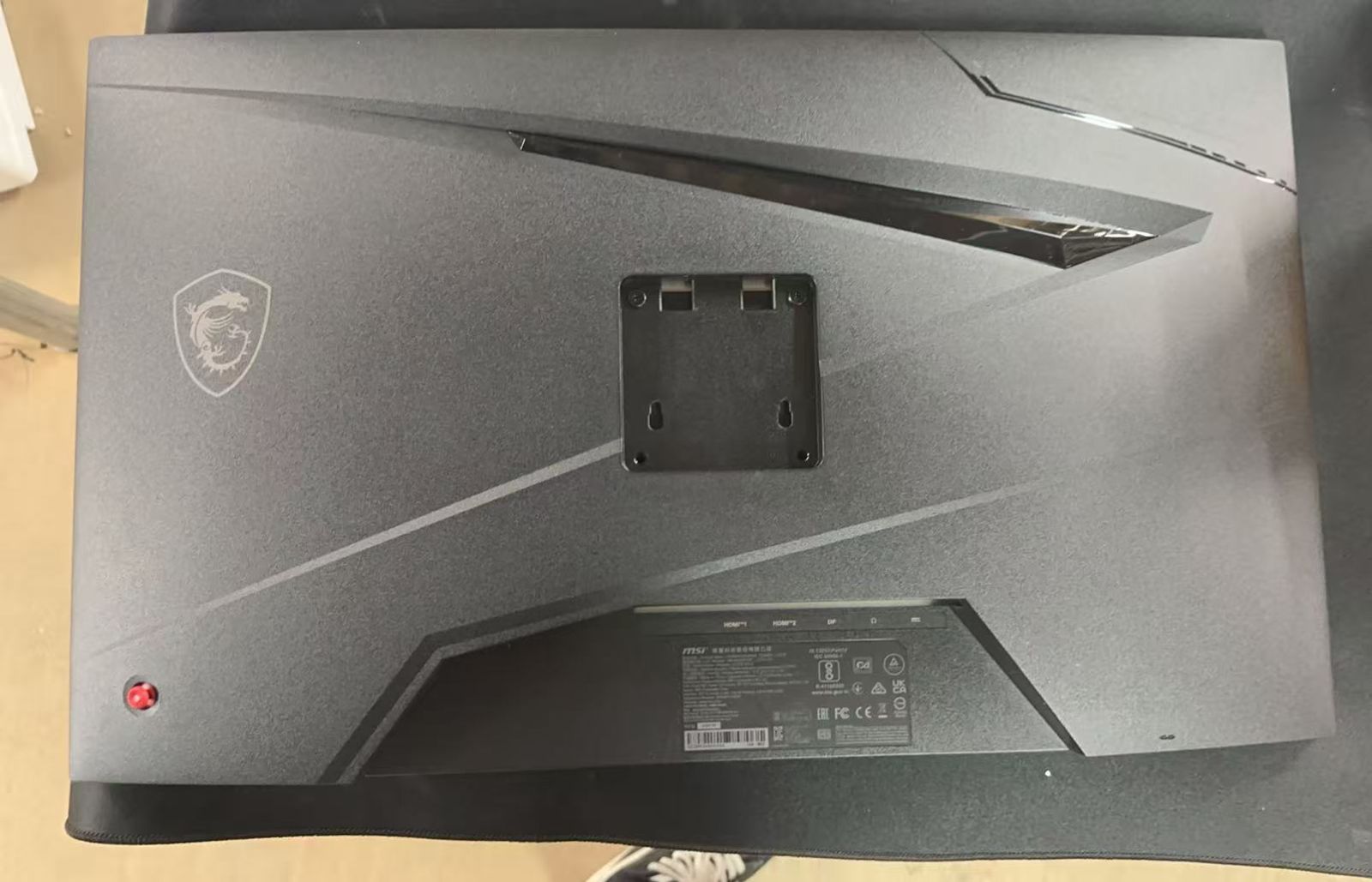 ゲーミングモニター 180