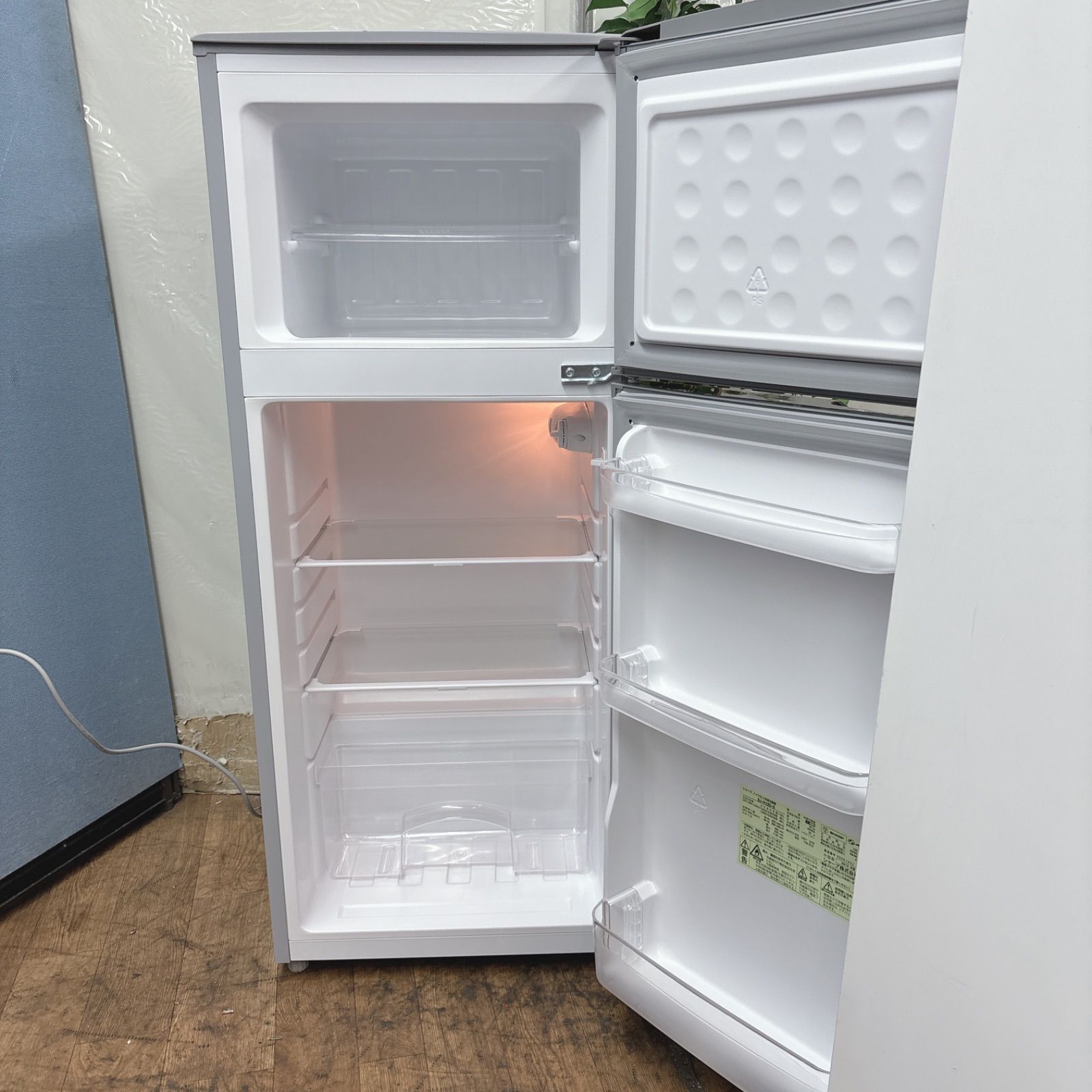 I707 🌈 名古屋市近郊配送設置無料！ SHARP 冷蔵庫 (118L) ⭐ 動作確認