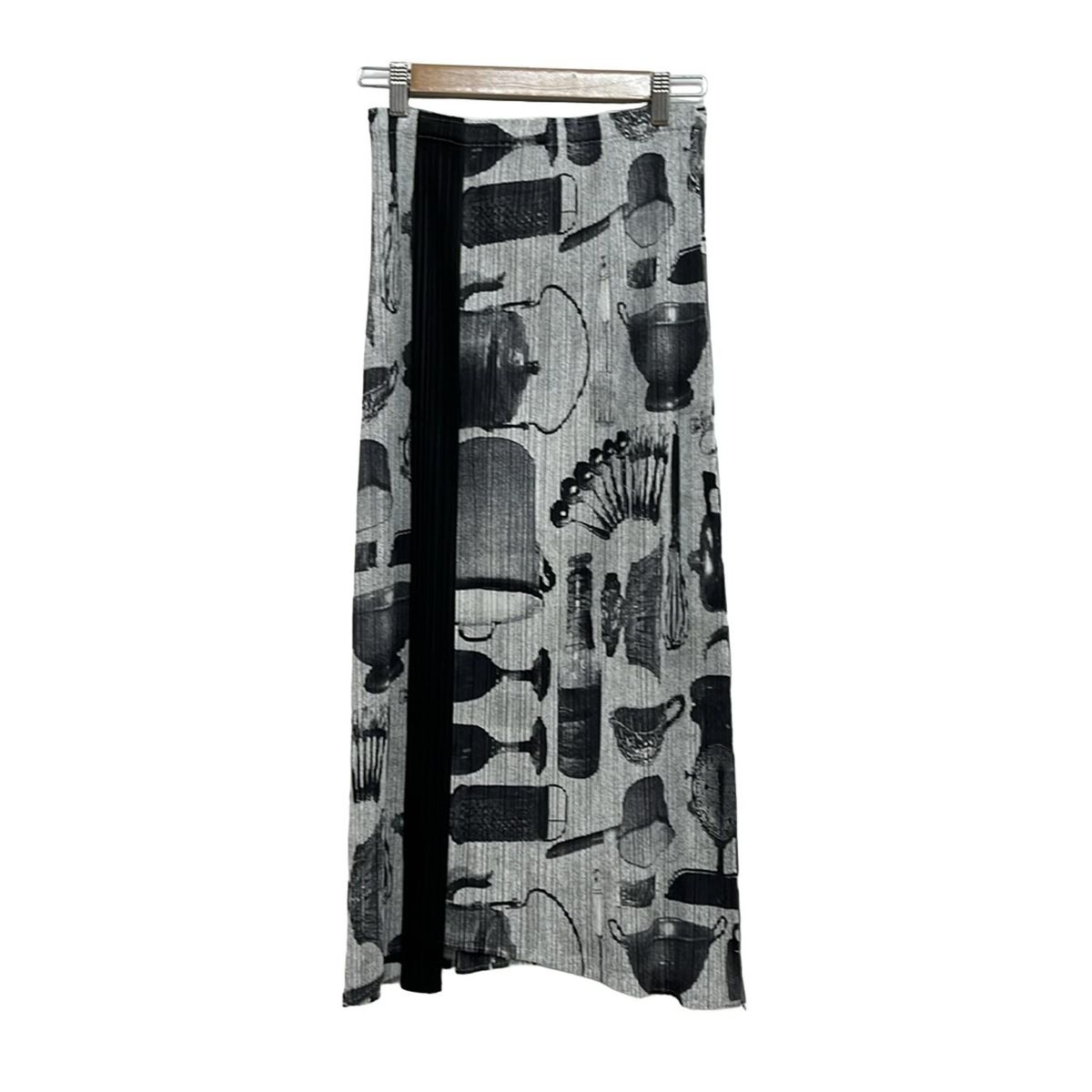 PLEATS PLEASE(プリーツプリーズ) ロングスカート サイズ4 XL