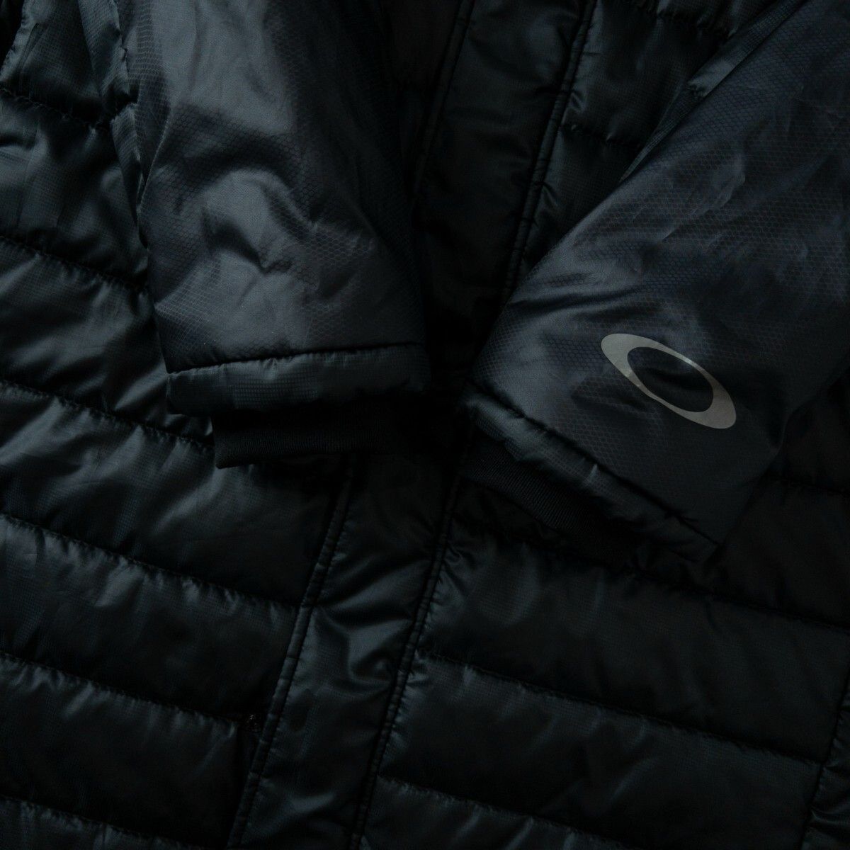 美品 OAKLEY オークリー 中綿 フード付き ロング ベンチ コート メンズ