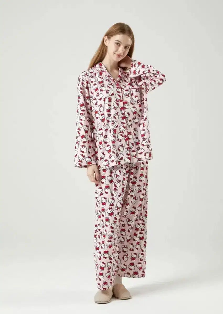 割引 ハローキティ DARK ピンク パジャマセット