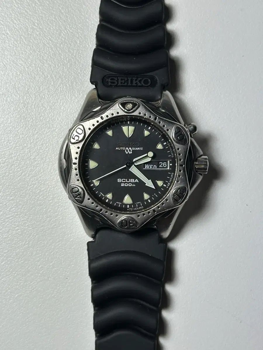 SEIKO オートクオーツ scuba