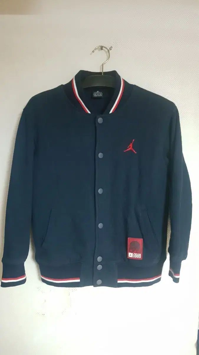 モデル ジョーダン スピザイク トラック ジャケット
