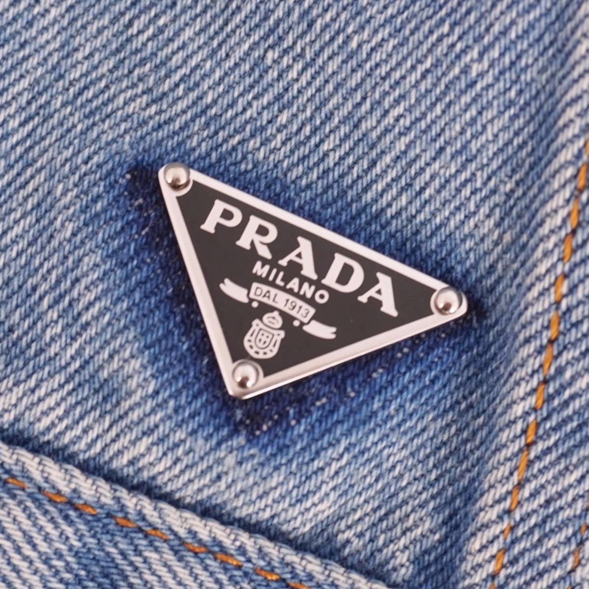 極美品❗️お値下げメンズPRADA ジップアップジャケット