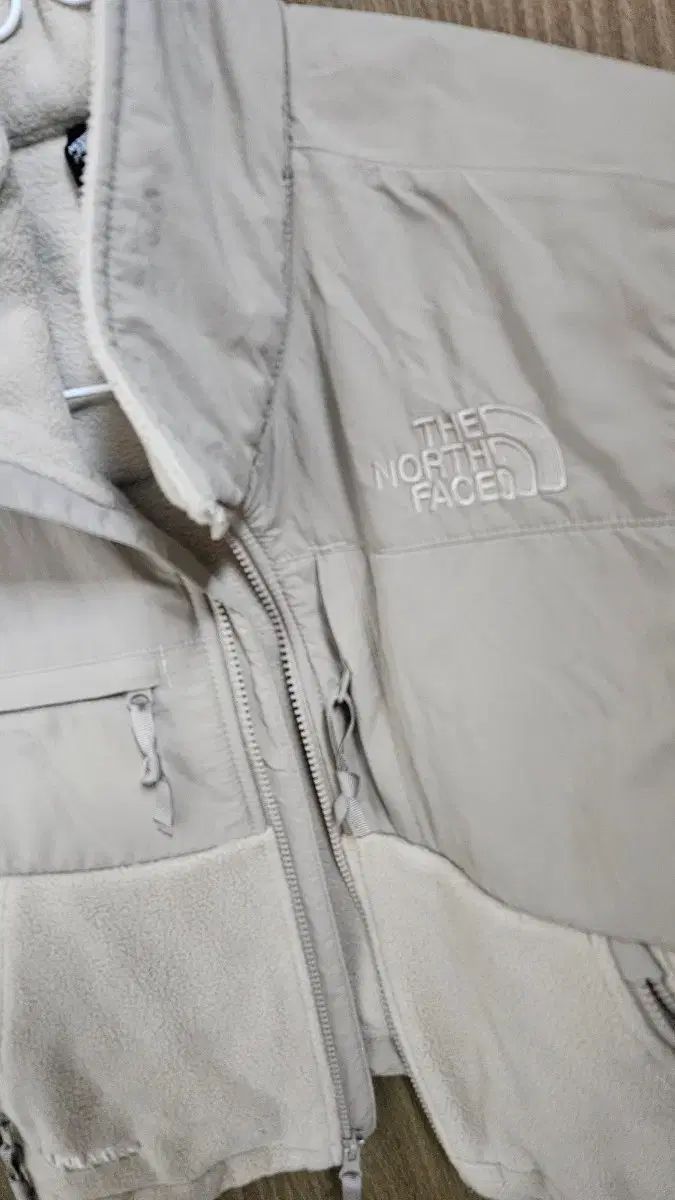 THE NORTH FACE ザノースフェイス セミクロップドベスト 85