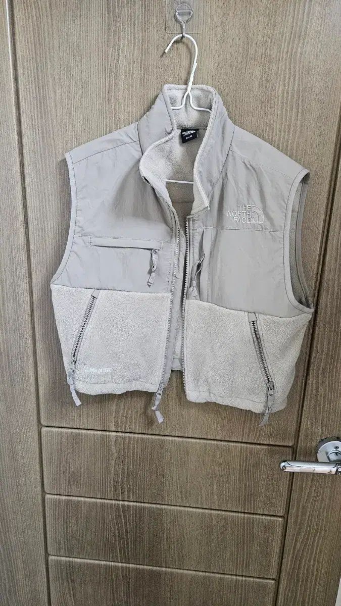 THE NORTH FACE ザノースフェイス セミクロップドベスト 85