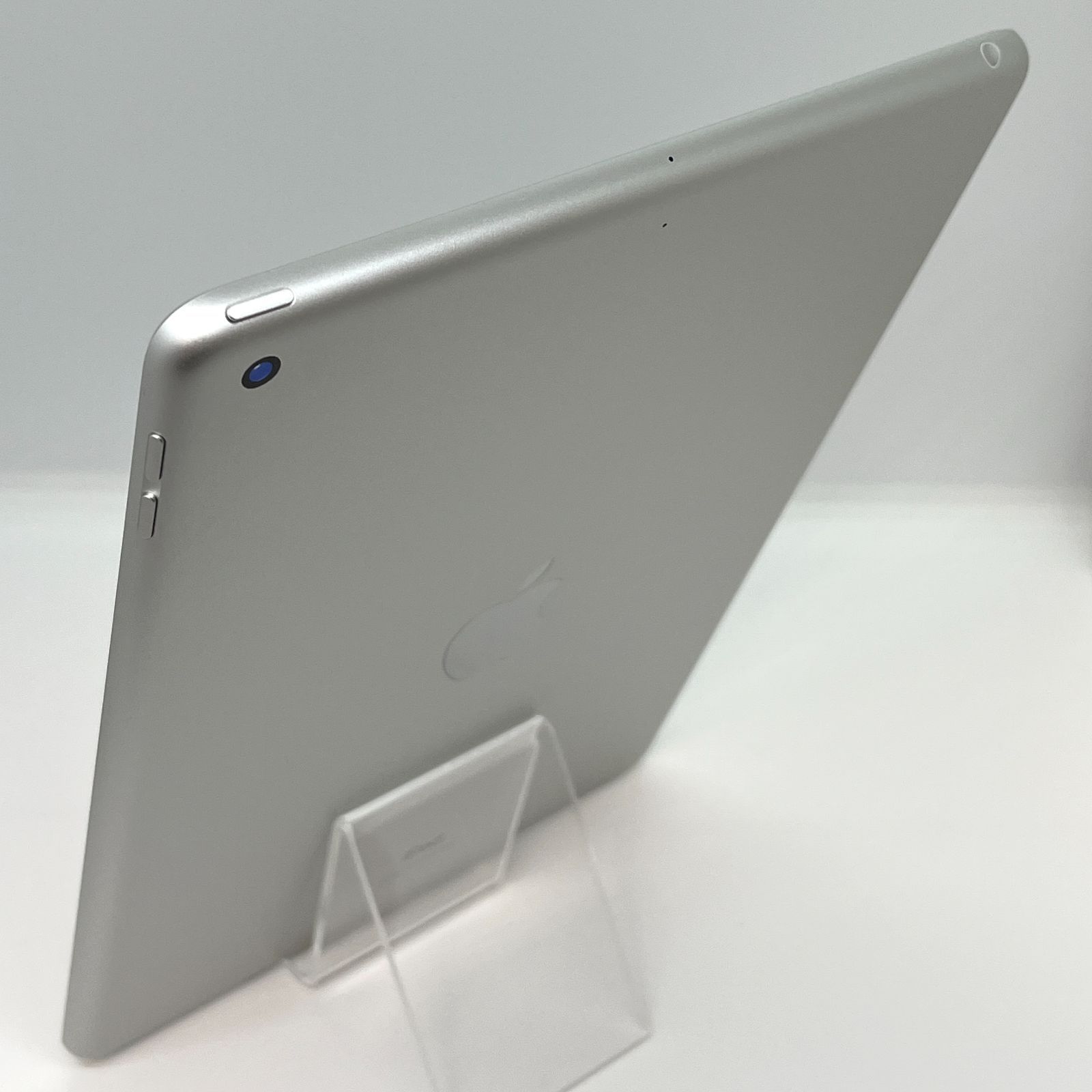 極美品】iPad (第9世代) Wi-Fiモデル 64GB 10.2インチ シルバー