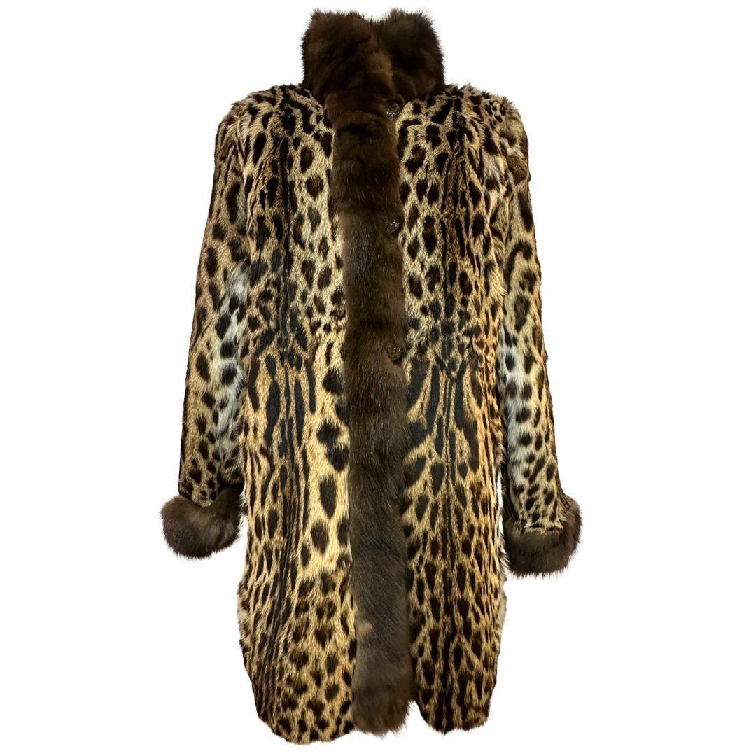 Vesgioia ベスジョーヤ レオパードキャットセーブルファーリバーシブル