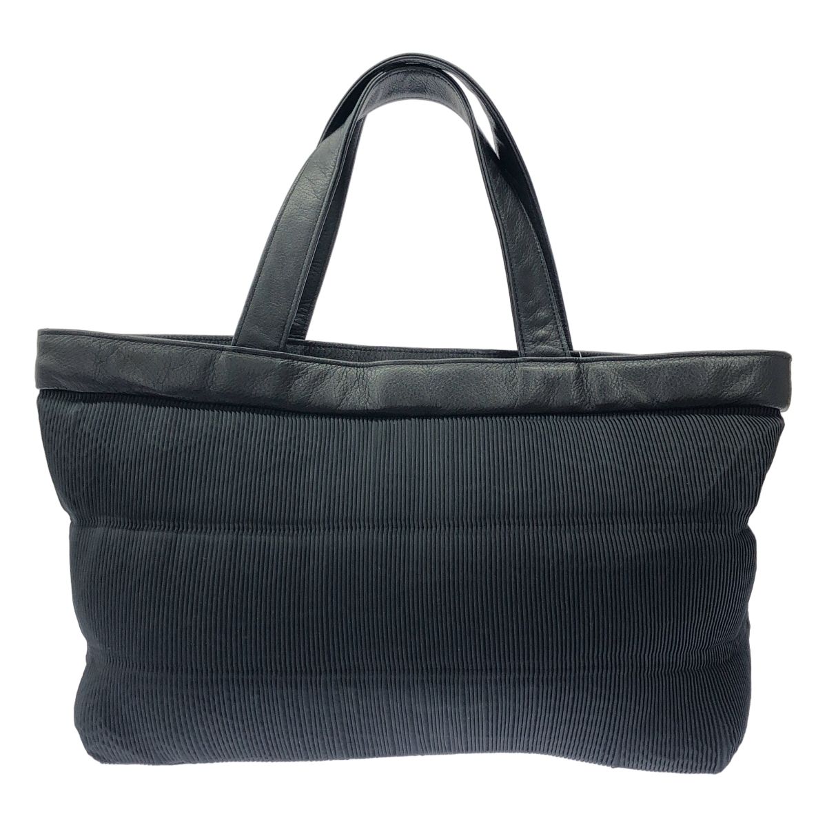 ISSEY MIYAKE イッセイミヤケ レザーハンドルプリーツトートバッグ 