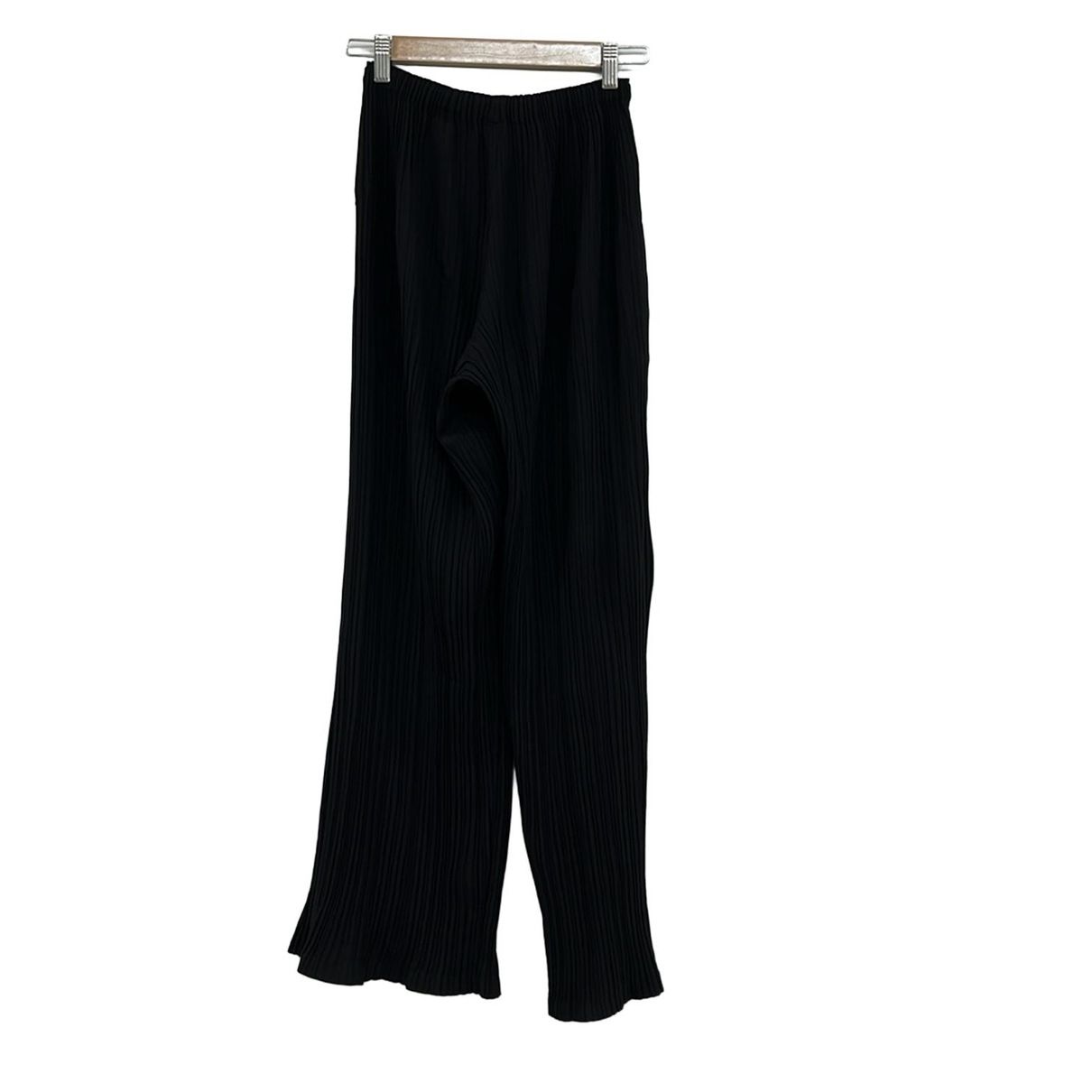 ISSEY MIYAKE FETE イッセイミヤケフェット パンツ サイズ3 L レディース 黒 フルレングス プリーツ ウエストゴム