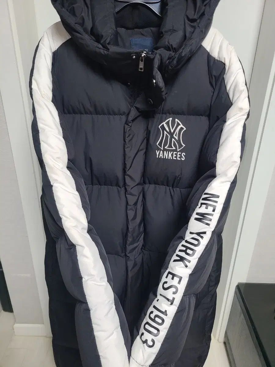 ダウンジャケット