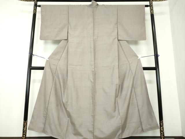 平和屋着物●上質な紬　色無地　煤色　正絹　逸品　DAAZ0210ps 平和屋着物○上質な紬 色無地 煤色 正絹 逸品 DAAZ0210ps - メルカリ