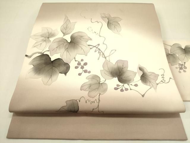 平和屋着物●塩瀬　九寸名古屋帯　手描き　南天蔦の葉文　正絹　逸品　DAAZ2230op 平和屋着物○塩瀬 九寸名古屋帯 手描き 南天蔦の葉文 正絹 逸品