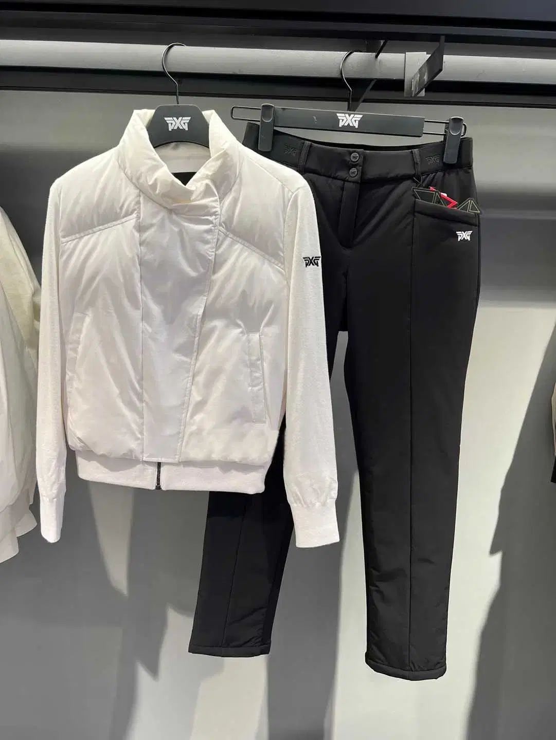 pxg レディースゴルフ ダウン ロング パンツ ズボン - メルカリ