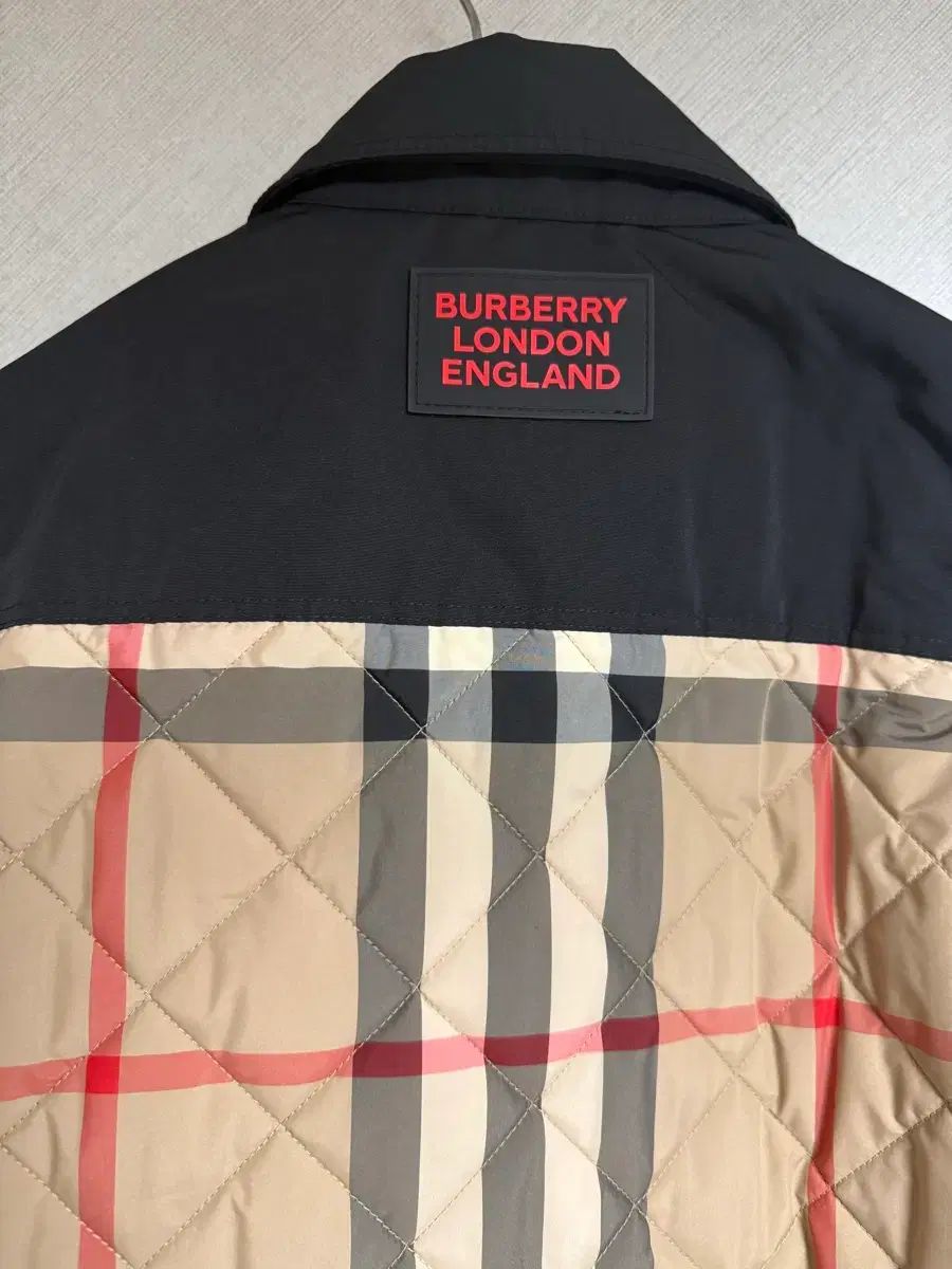 バーバリーキッズ キルティングジャケット 14y 成人可能サイズ - メルカリ