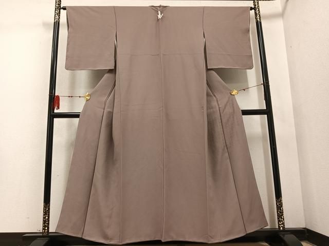 平和屋着物 上質な色無地 胡桃染色 正絹 ph