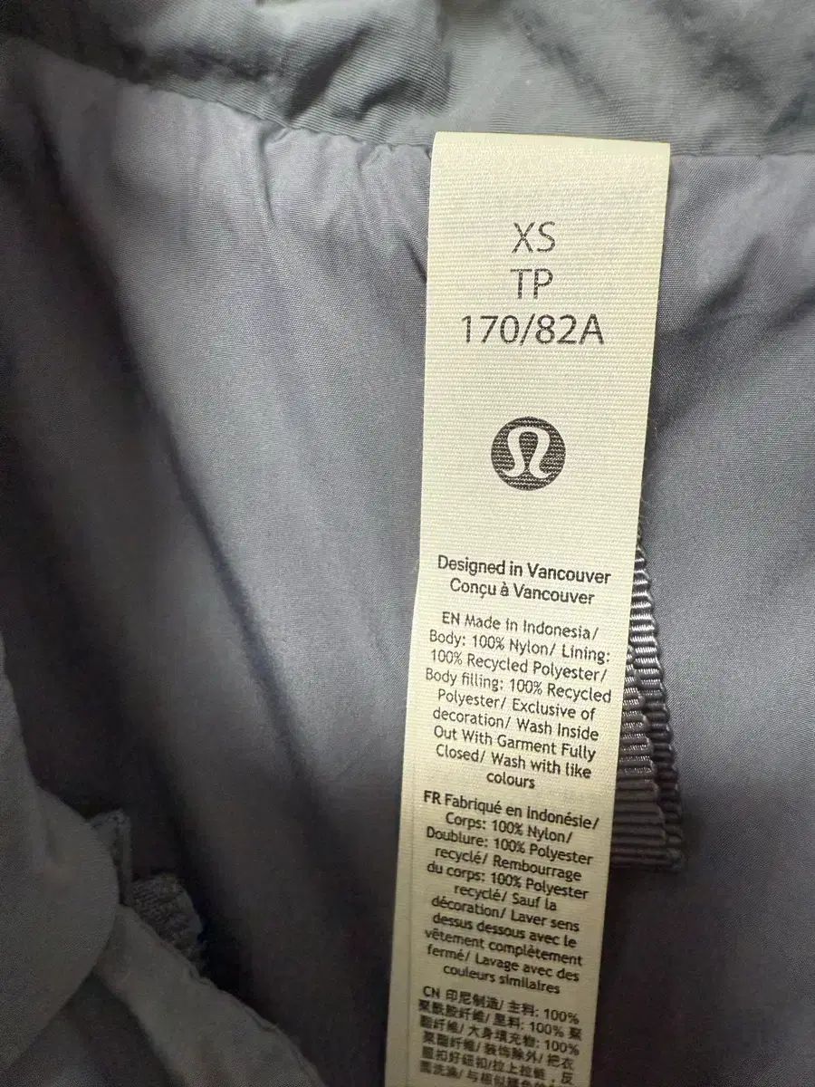 ルルレモン インシュレーテッド オーバーサイズ ジャケット - メルカリ