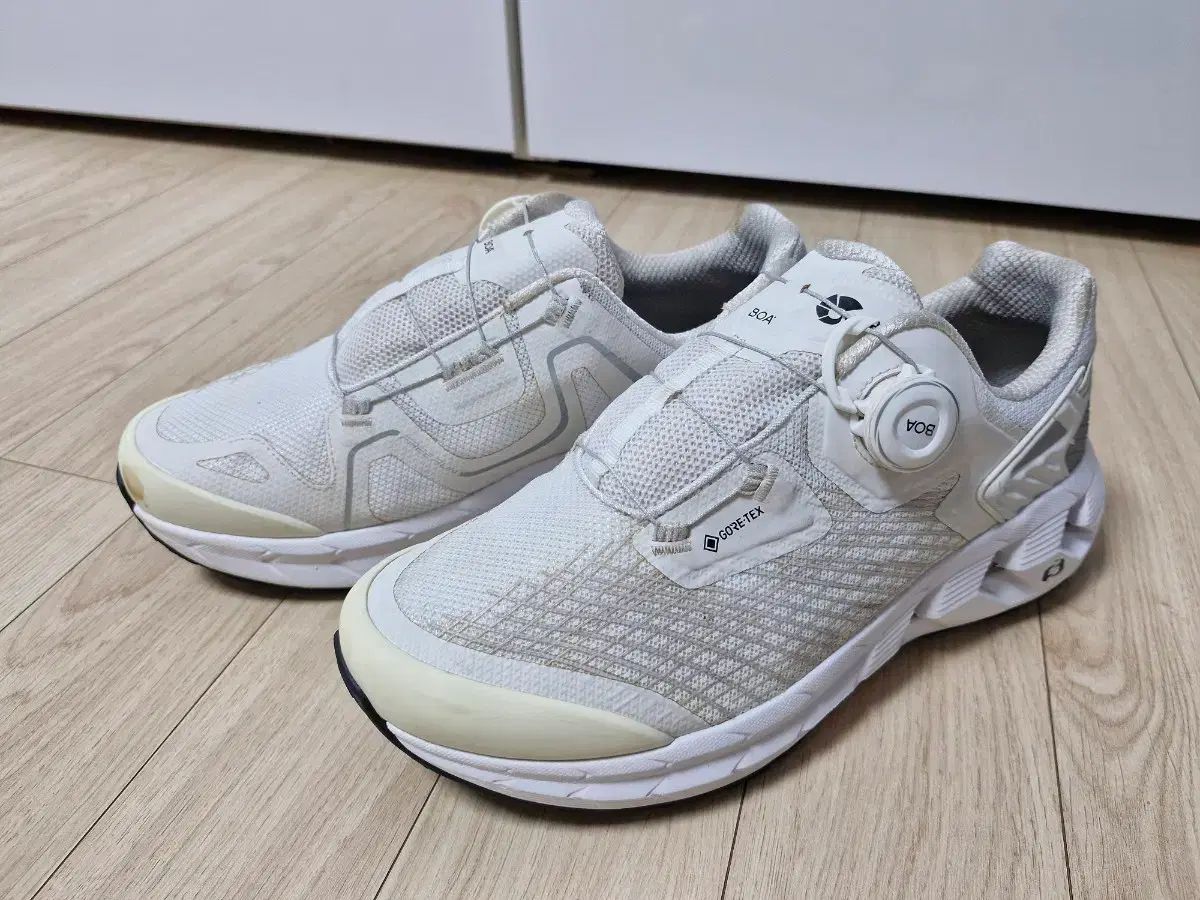 280 mm NEPA ゴアテックス ランニングシューズ トレッキングシューズ 登山靴