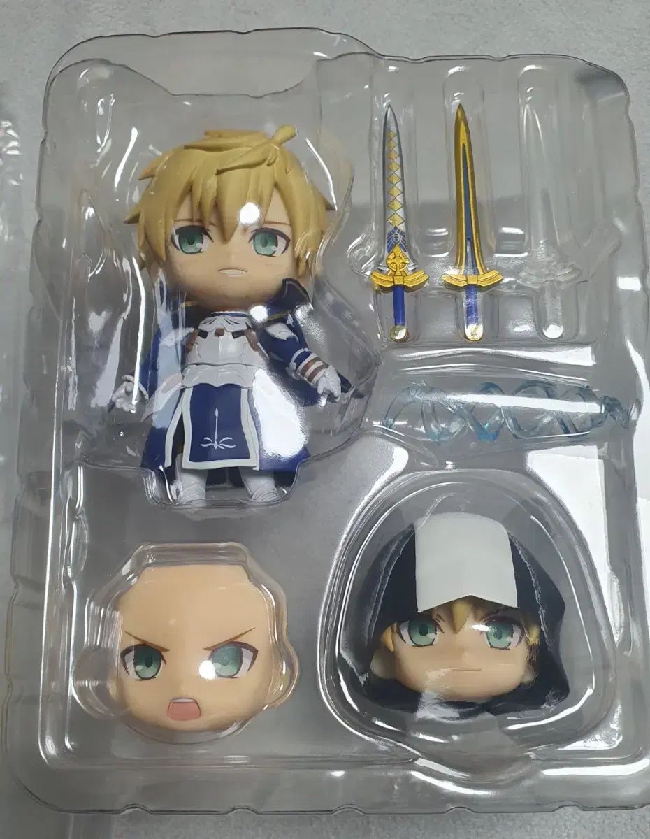 ねんどろいど セイバー⁄アーサー・ペンドラゴン Rouge Order Orange