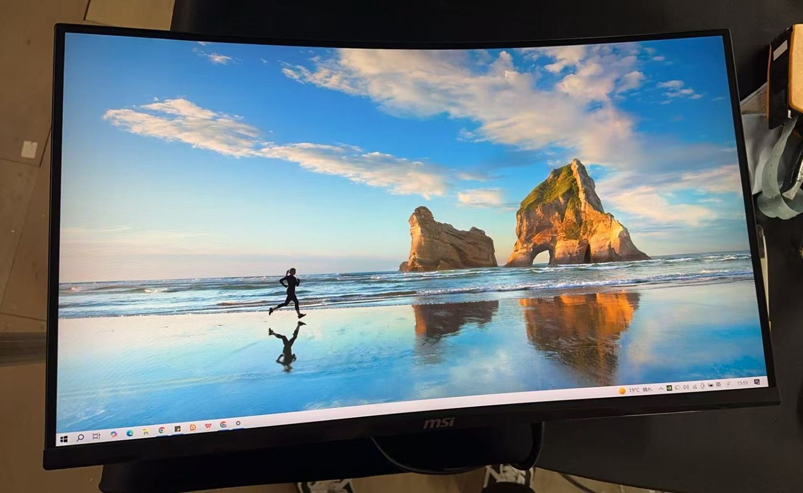 MSI ゲーミングモニター MAG 27C6F 180Hz 921674++ - メルカリ