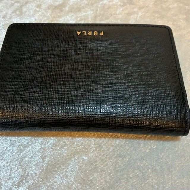 【新品未使用品】FURLA フルラ 名刺入れ 黒 レザー FURLA（フルラ） CAMELIA BUSINESS CARD CASE カメリア カードケース