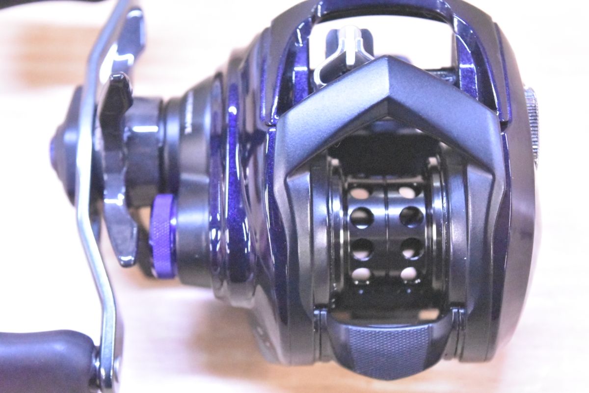 SALTIST ベイトリール