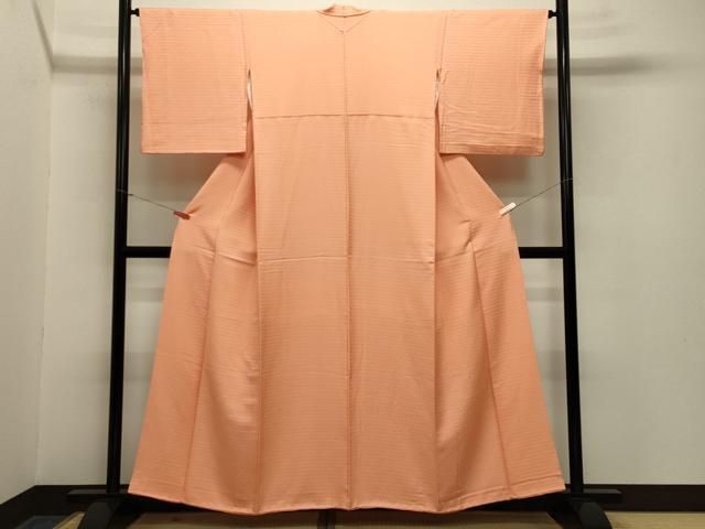 平和屋着物 上質な色無地 亀甲地紋 淡香色 正絹 gh