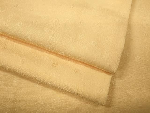 平和屋着物 上質な色無地 立波舞花地紋 淡香色 正絹 ut