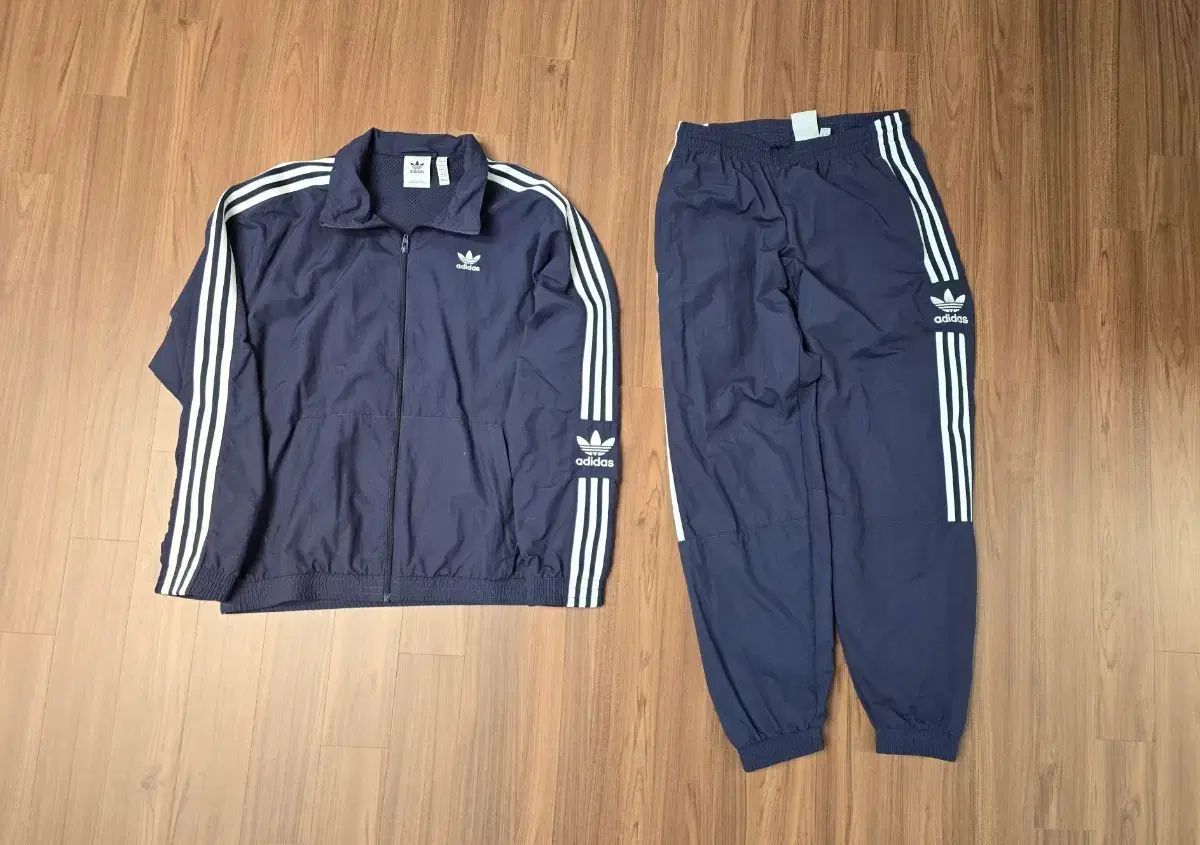 アディダス ロックアップ トラック セット