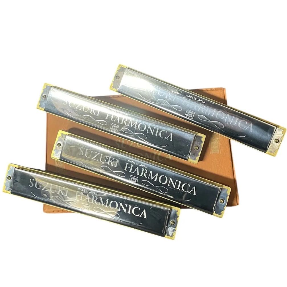モンスイユ　モニカ＆パプス＆ルイーズ2こ　中古品 中古ハーモニカ】スズキ 複音ハーモニカ 4本セット - メルカリ