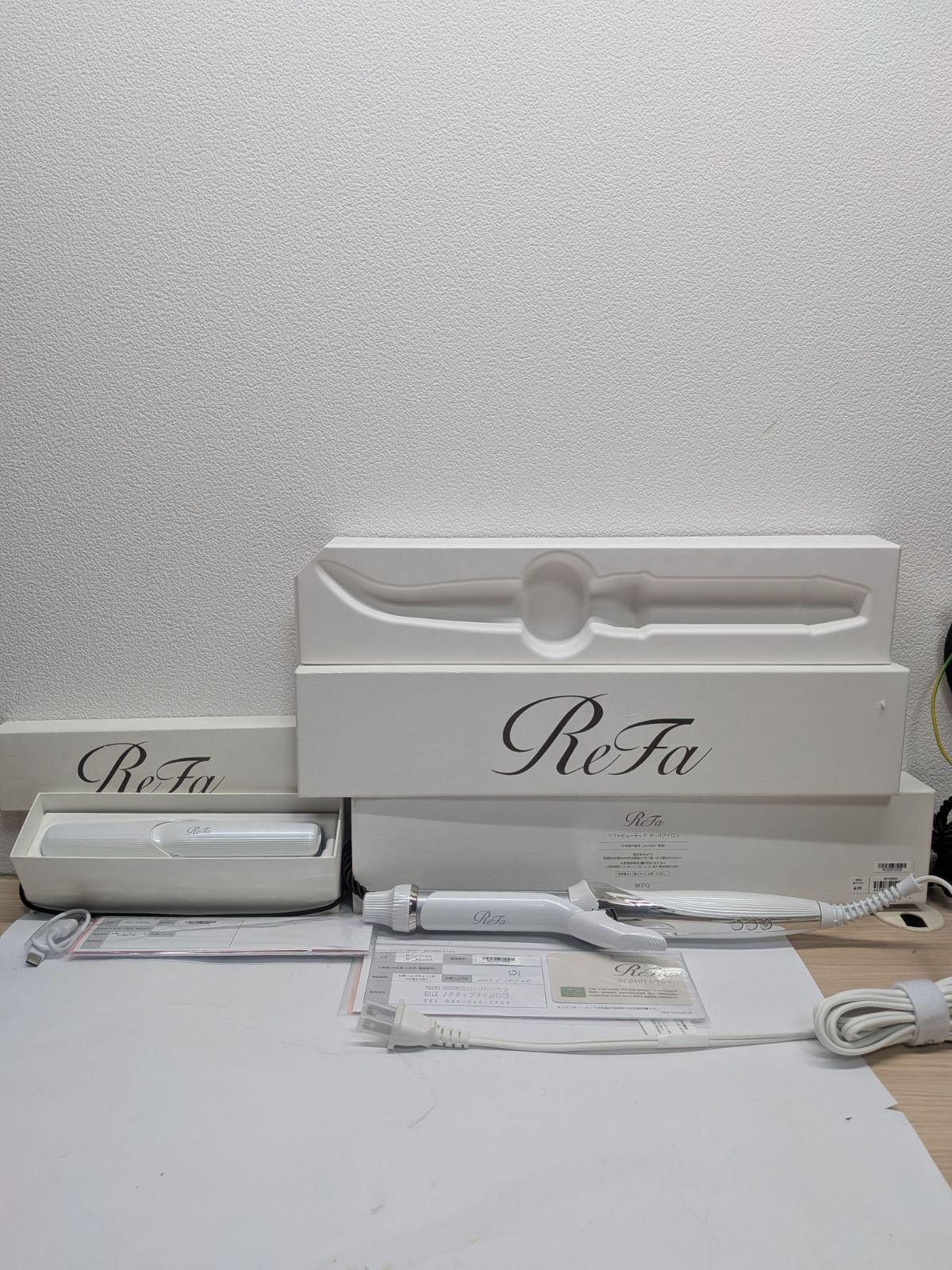 Refa リファ リファビューテックカールアイロン CURL IRON ホワイト RE-AF 00 A ストレートヘアアイロン RE-A 102 リファ2点セット