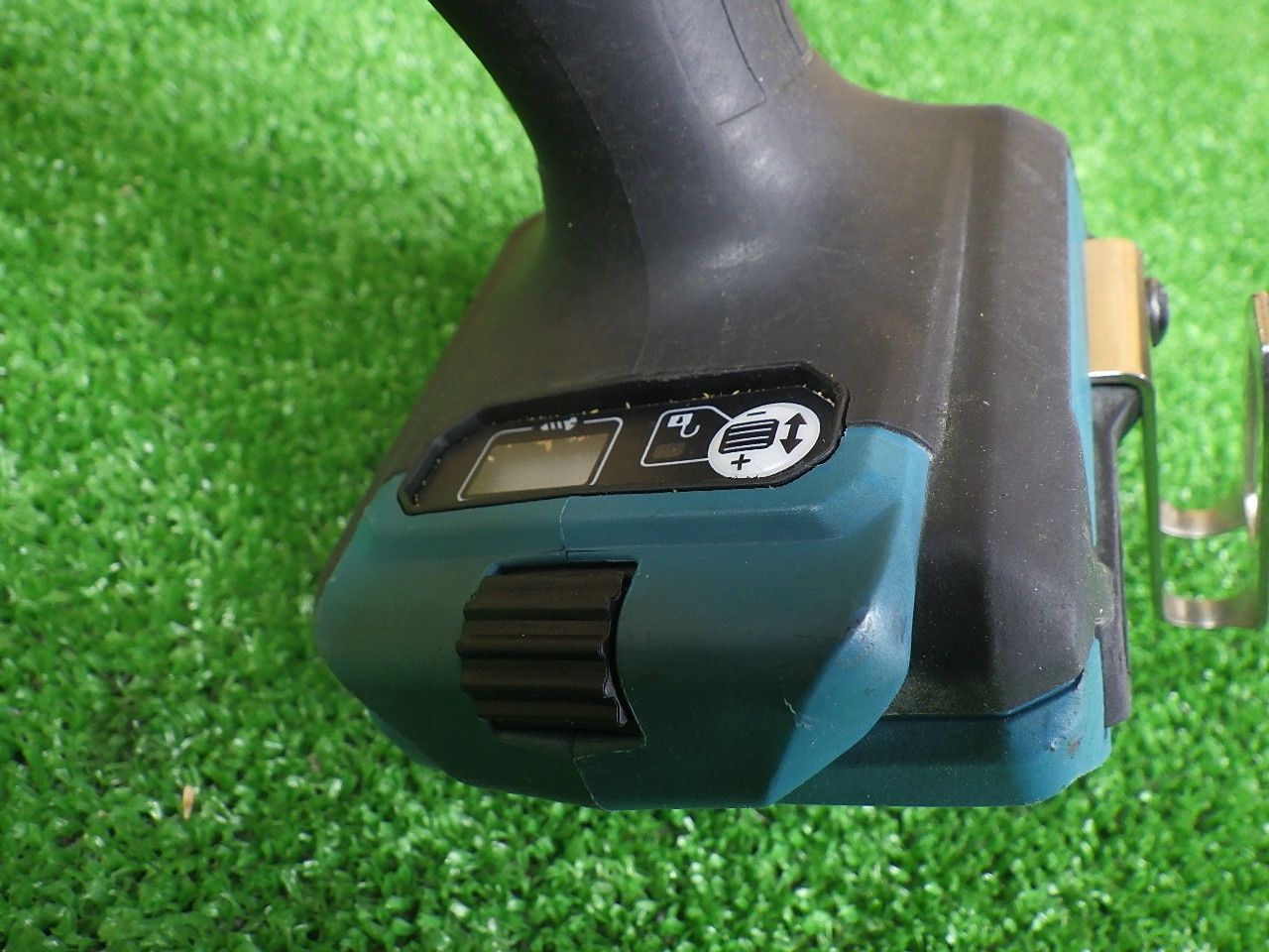 40Ｖモデル マキタ 充電式ドライバードリル HP 001 G ハンドル付き 品