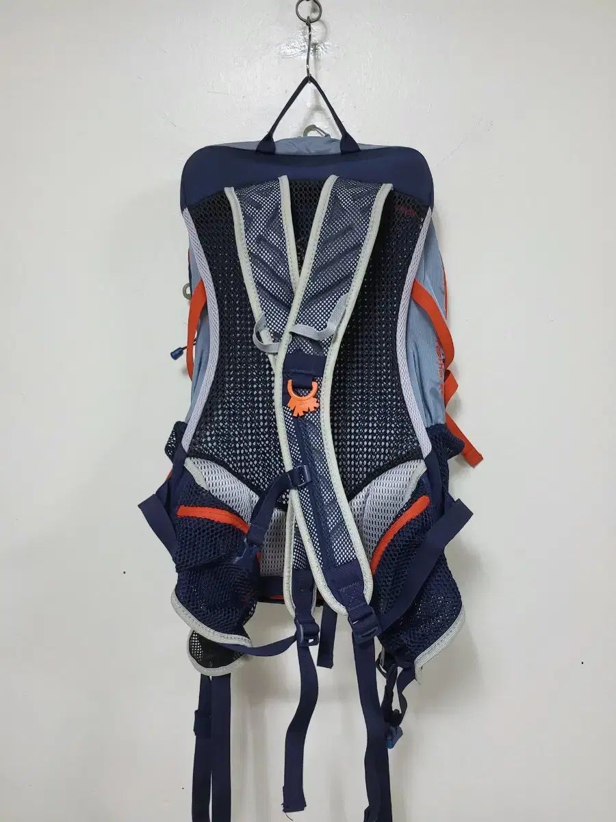 コーロンスポーツ 登山 バックパック ブルー オレンジ