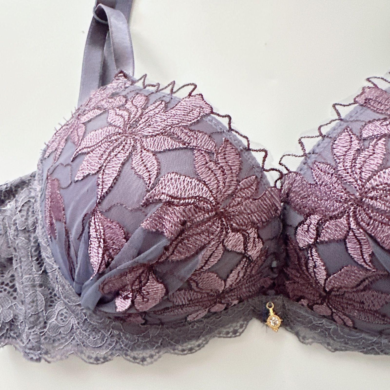 sanei/サンエイ/10605PU/ブラショーツセット/脇高ブラ/パープル/B80