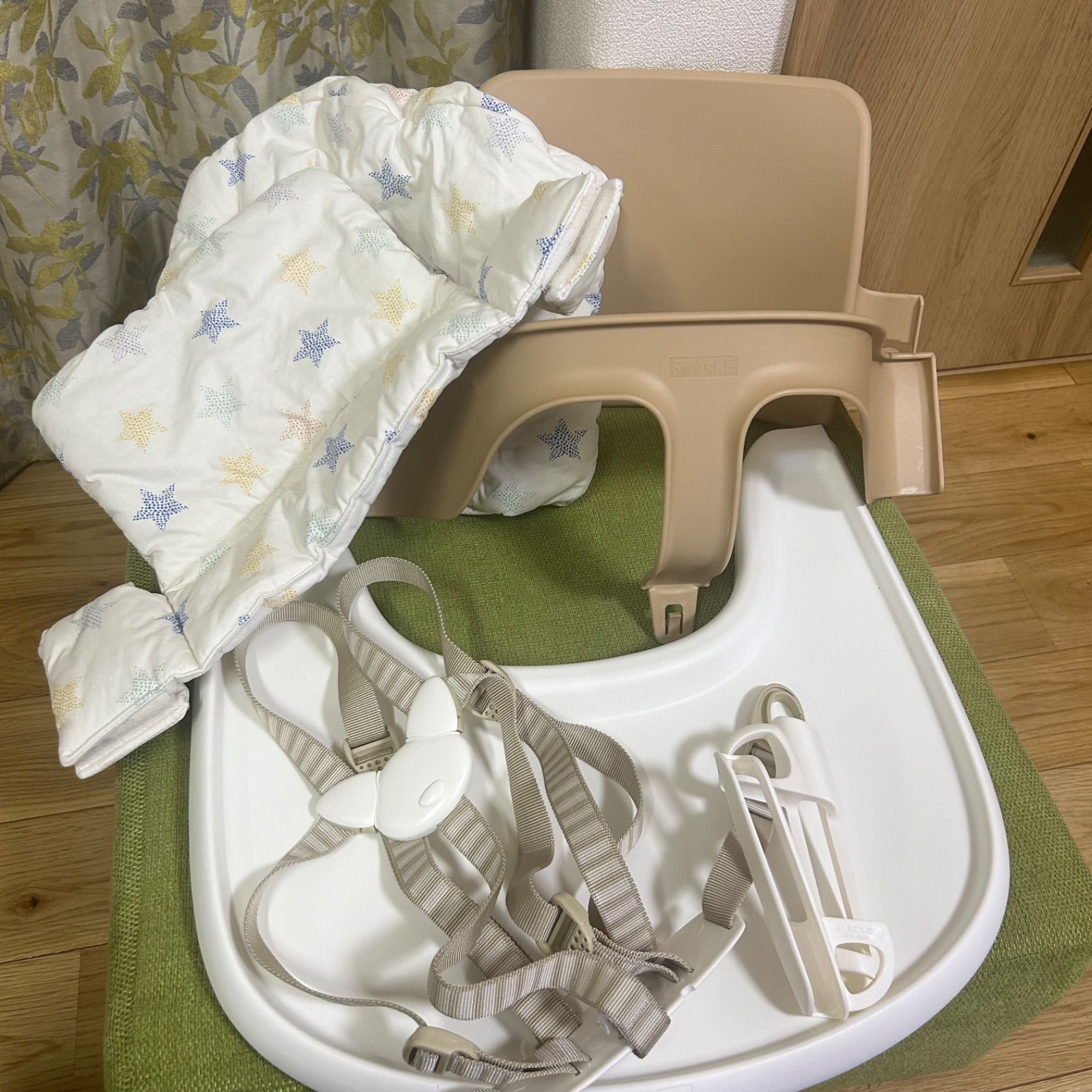 ストッケ トリップトラップ ベビーセット トレイ ハーネス クッション セット