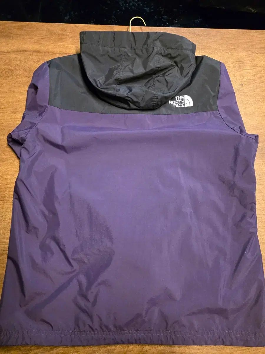 THE NORTH FACE ザノースフェイス ウィンドブレーカー Anorak アノラック PURPLE パープル ブラック 105