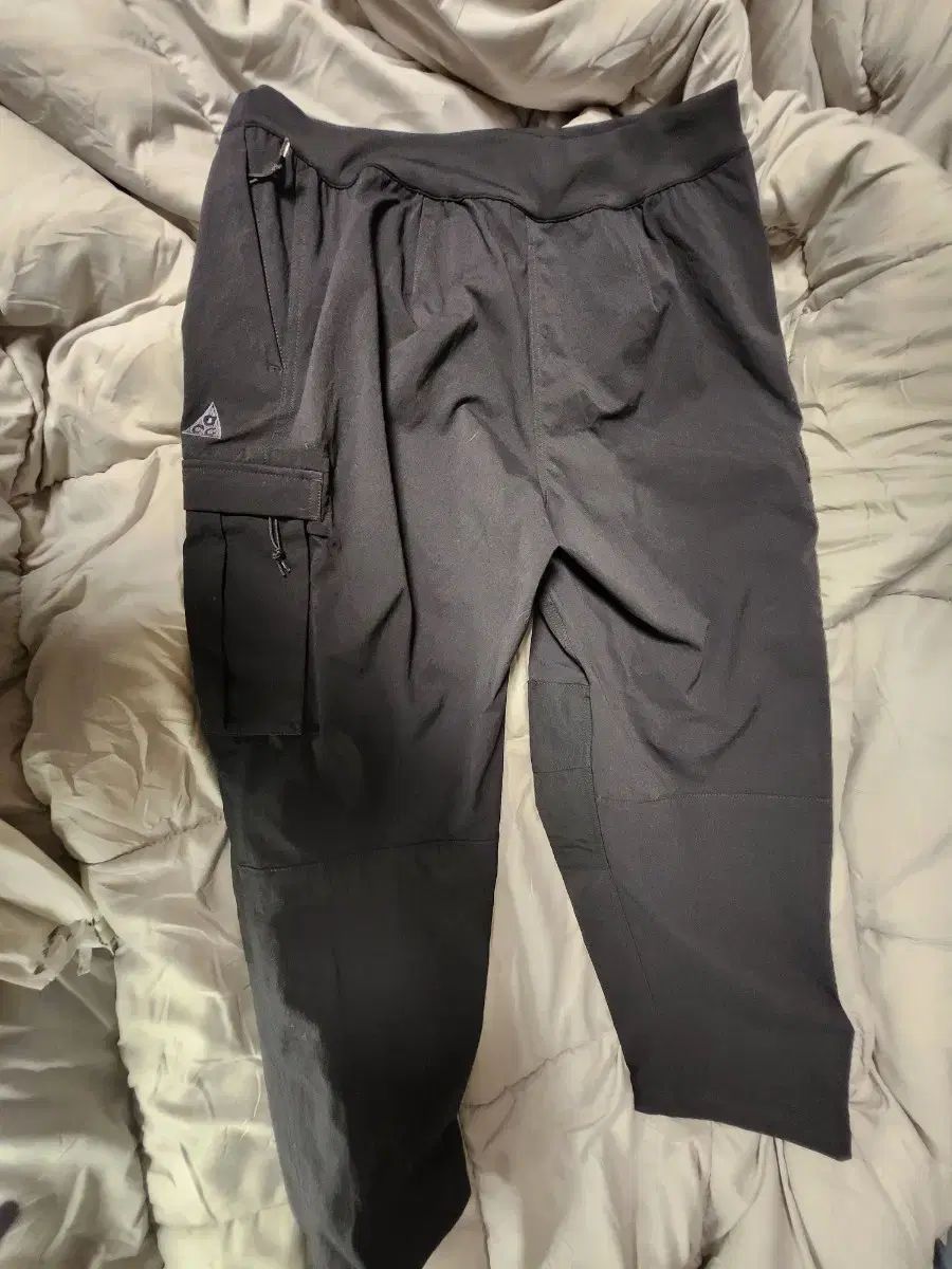 ブラック カーゴ ジョガー パンツ acg NIKE XL 35 38 in