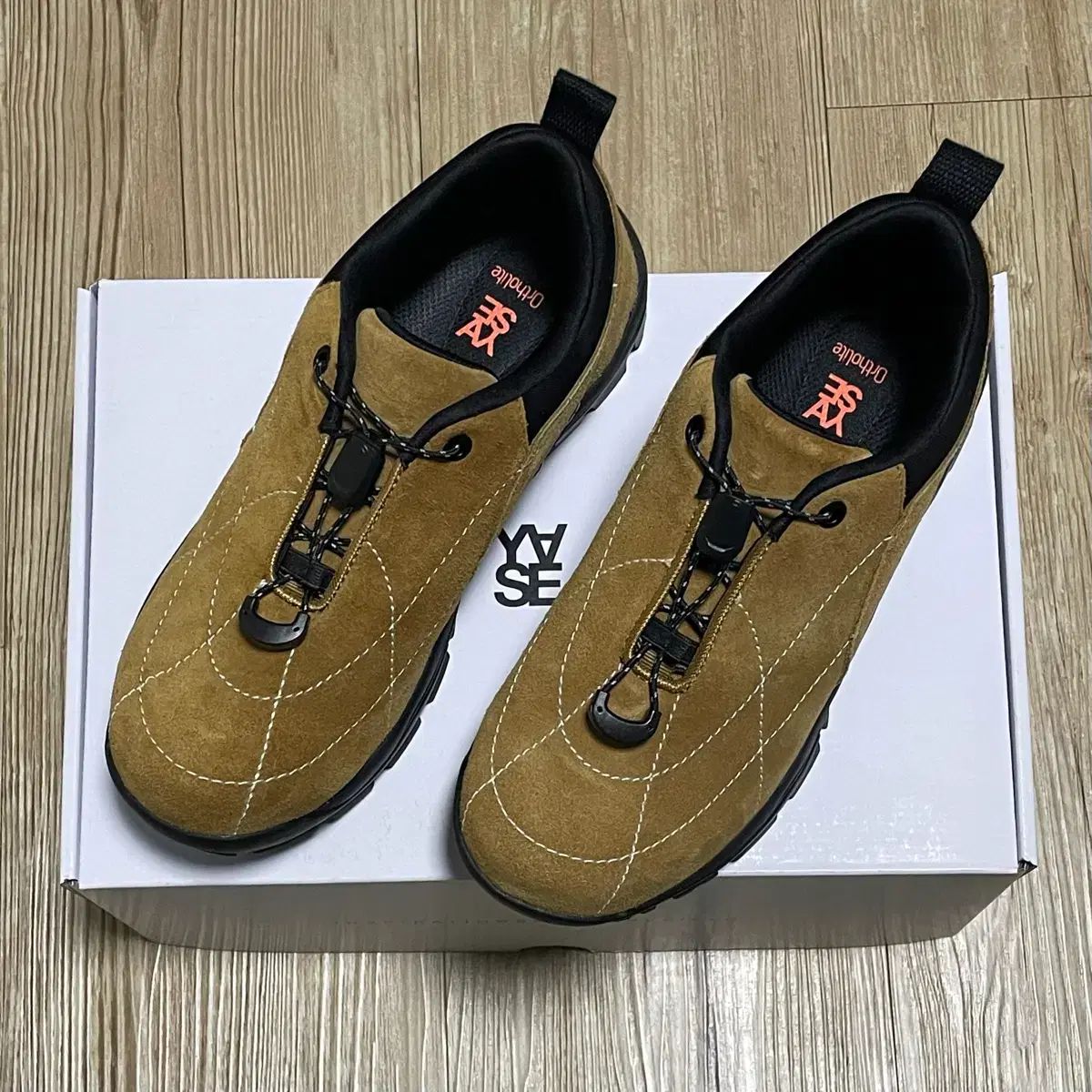 YASE フォレスト ハイキング シューズ マスタード 255