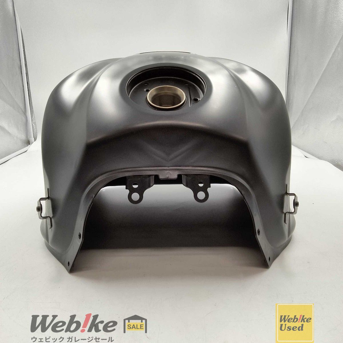 スズキ純正中古パーツ ガソリンタンク 44100-04K40-YKV GSX-S1000 AL8